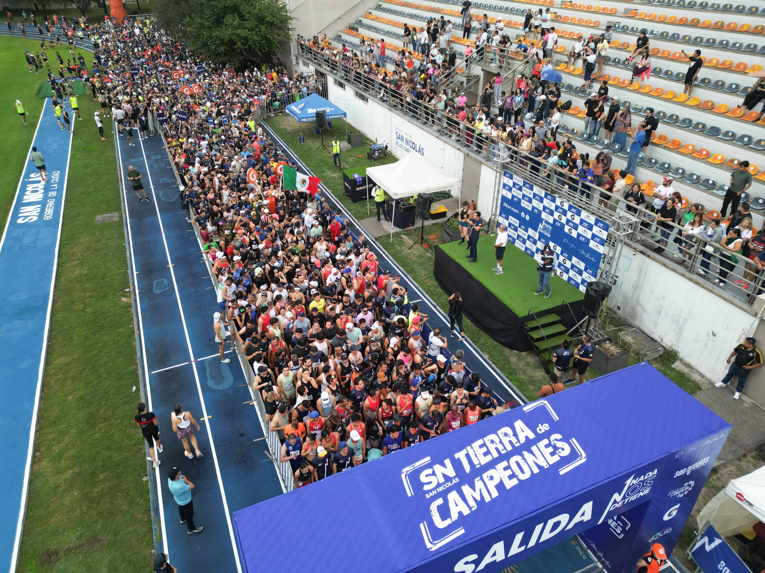 CORREN MÁS DE 2 MIL 500 CORREDORES EL 21K SAN NICOLÁS